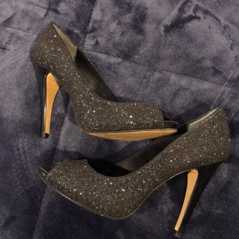 Sparkly Nine West open toe pumps